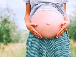 Mamá embarazada para parto inducido