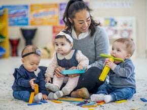 como_elegir_la_guarderia_para_tu_bebe_nestle_mom_me